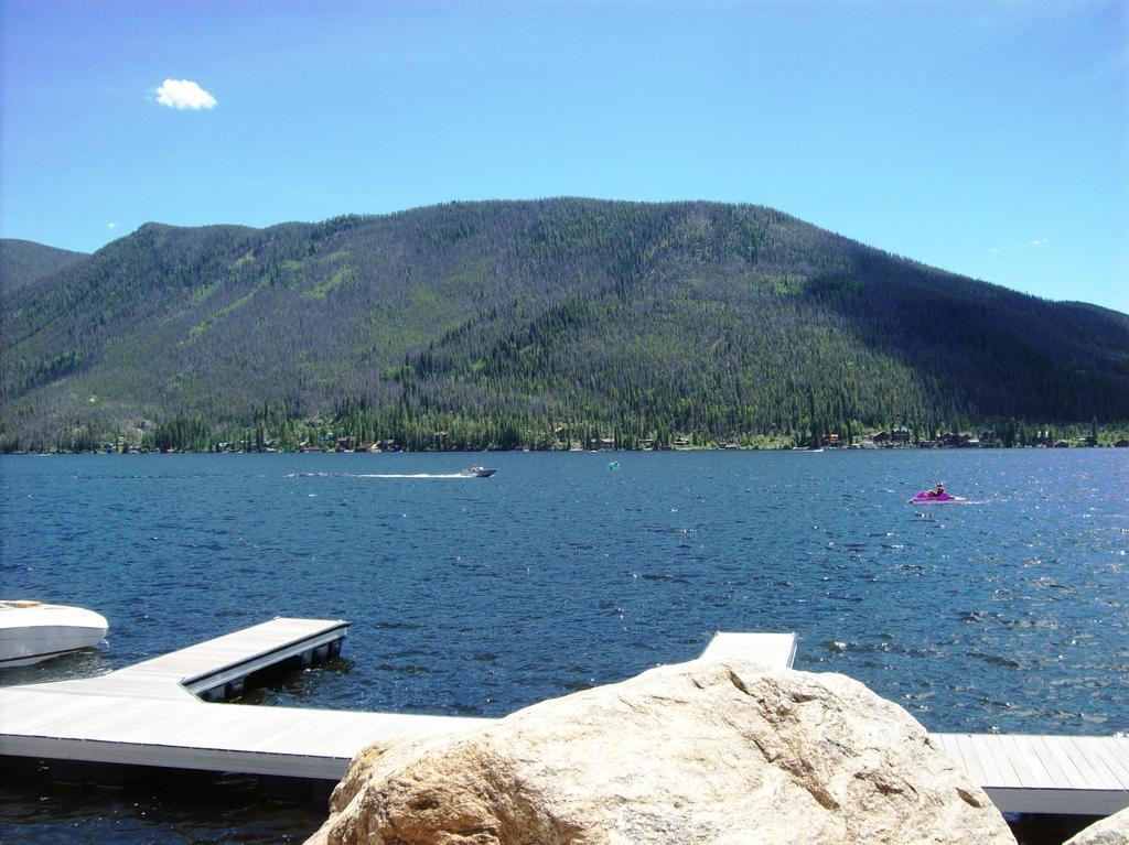 Western Riviera Lakeside Lodging Grand Lake Szoba fotó